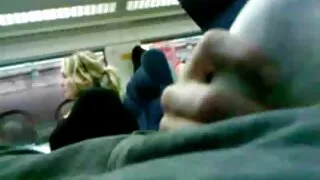 Унтлагын өрөөнд сэтгэл татах увдис Milf шинэ амраг нь Бүлэглэл bang байна