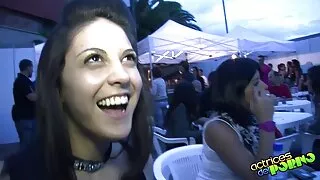 Хоер залуу Brunettes эдлэх Стив том хойлог